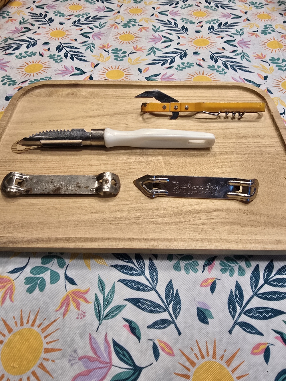Vintage Lot Of Kitchen Tools